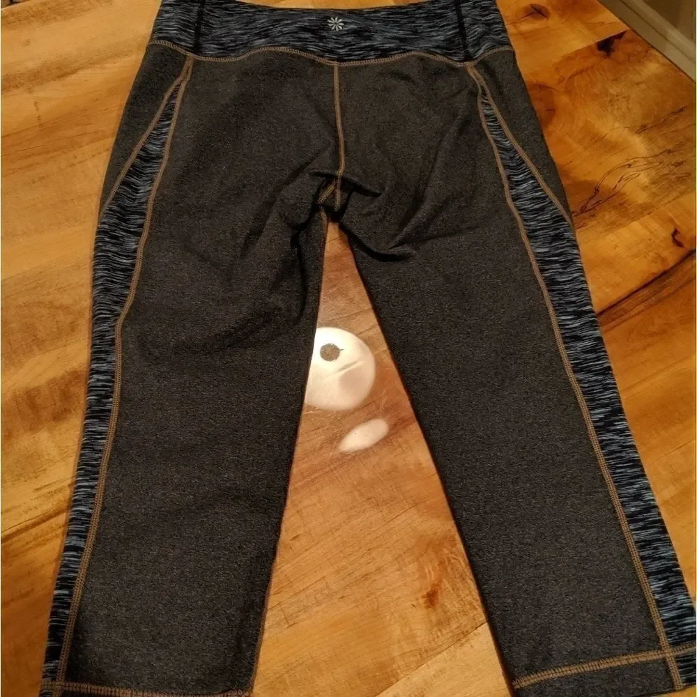 Athleta Revelation blue split capris medium